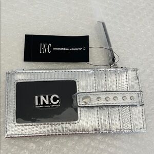 NWT INC International Concepts Metallic Silver Card Case Wallet
